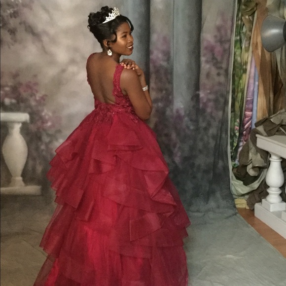 Ellie Wilde gown - Picture 3 of 3